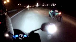 07 R1 Vs GSXR 750 on Nitrous [upl. by Divadnoj]