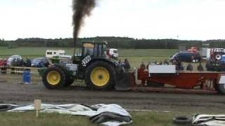 john deere 7710 tractor pulling Piikkiö Finland [upl. by Romalda]