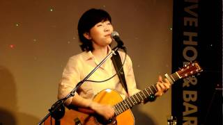 통기타 라이브가수 강지민  Take Me Home Country Road John Denver [upl. by Ddahc]