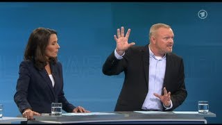 Stefan Raab beim TV Duell 2013 mit Merkel und Steinbrück [upl. by Gettings]