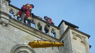 Grote reddingsactie na onwelwording op Sint Catharijnekerk in Brielle [upl. by Inesita]