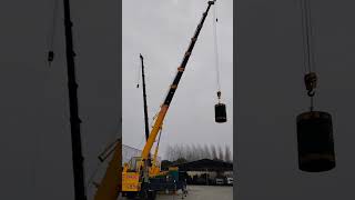 16 tons small Homemade crane， dead weight 185 tons 40meter arm can handle 5 tons [upl. by Schreibman487]