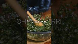 Cómo preparar chimichurri [upl. by Oneladgam714]