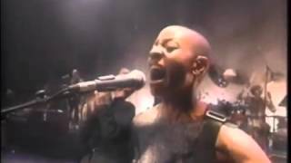 David Bowie amp Gail Ann Dorsey Under Pressure [upl. by Yelahs519]