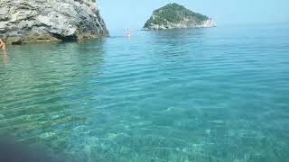 Acqua meravigliosa a Bergeggi Savona Liguria [upl. by Furnary840]