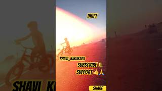 Stunt training driftdrift stunt stopy stunt bicycle cycletricks cycletips cyclelove [upl. by Ribaudo]