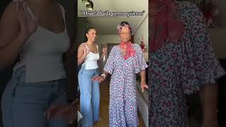 Mi Abuela Baila Salsa con Estilo short [upl. by Grayson]