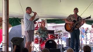 John Henriksen Joins Son Linc and The Drifters at Old Threshers Performance [upl. by Edmanda]