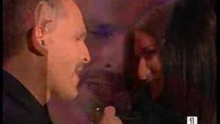 Laura Pausini  Especial Miguel Bosé Te Amaré [upl. by Retsevlys]