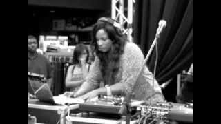 DJ SPINDERELLA workin the turntables [upl. by Dnanidref433]