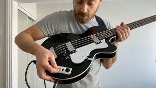 Hofner Ignition Club Bass BLACKits awesome [upl. by Jacquenetta]