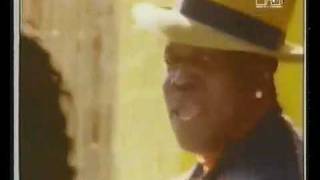 Barrington Levy  Here I Come Broader Than Broadwaymp4 [upl. by Harim528]