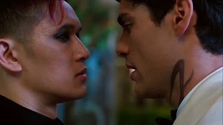 alec amp magnus  war of hearts  1x12  malec kiss [upl. by Bridget]