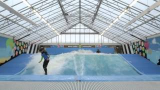 Indoor surfen op de Wavesurfer  Down Under Nieuwegein [upl. by Witcher311]