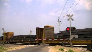 Trains of the Midwest BNSF LINES and Crossings [upl. by Idisahc527]