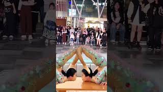 Twin beauties perform dangerous jiujitsu moves please do not imitate Passerbys perspective Ex [upl. by Attolrahc]