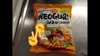 Neoguri Ramyun Seafood amp Mild [upl. by Sausa784]