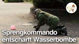 Blindgänger Sprengkommando entschärft Wasserbombe Postillon24 [upl. by Anner]