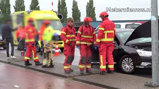 Vrachtwagen botst op file Groningen [upl. by Nerac784]