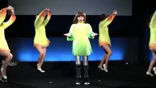 JapanTV  HRP4C  le robot humanoide qui chante et qui danse [upl. by Anaek]