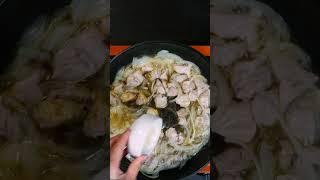 Oyakodon cookingjapanese oyakodon japanesefood cooking authenticjapanesefood [upl. by Ynagoham]