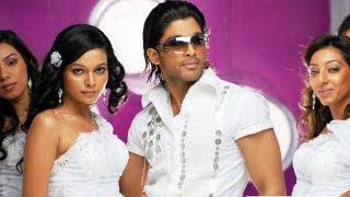 Varudu movie Songs  Saare Jahaa  Allu Arjun Bhanu Sri Mehra [upl. by Annohsed381]