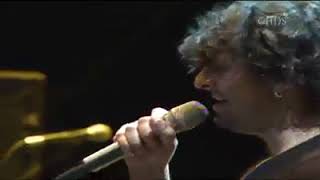 Sonu Nigam Madhuban Mein Radhika Nache Re Live [upl. by Aed]