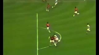 Gran goal di Moeller contro il Milan [upl. by Zoila]