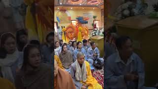 Monks and nuns chanting at srilanka temple [upl. by Iridissa]