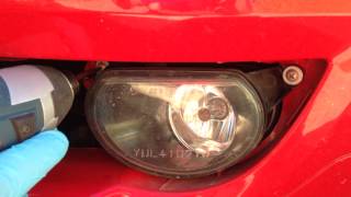 2007 Audi A3 Fog light bulb replacement [upl. by Ronni]