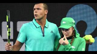 JoWilfried Tsonga vole au secours d’une ramasseuse de balles HD [upl. by Onileva]