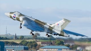 Amazing Avro Vulcan XH558 Takeoff and Flypast FULL HD [upl. by Acile]