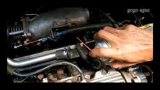 Opel Corsa 14i Utility Testing Air Idle Valves [upl. by Dinse]