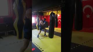 Boks kum torbası kombinasyon çalışması 🥊 LazRocky [upl. by Tutt]