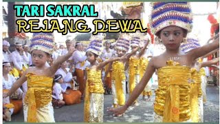 Rejang dewa tarian sakral Bali [upl. by Elokyn]