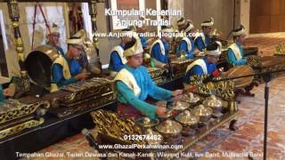 Lambang Sari Gamelan Melayu [upl. by Llorrac]