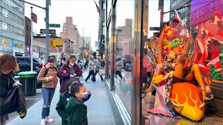 4K HDR Bloomingdale’s Holiday Windows and Lexington Avenue New York [upl. by Brandea]