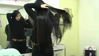 Chinese ladys amazing long silky hair [upl. by Georgiana]