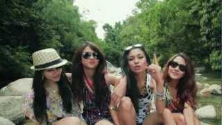 Nadhira  Rindu Official Video [upl. by Adehsor462]