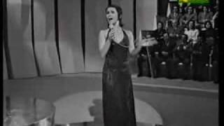 Elis Regina na ITALIA  RAI  TEATRO 10 1972flv [upl. by Map628]