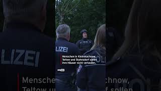 WARNUNG vor frei laufender LÖWIN Polizei sucht mit Hubschraubern [upl. by Stone]