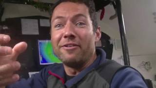 J53  quotUne nuit denferquot pour Romain Attanasio  Vendée Globe [upl. by Alemat]