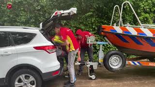 Reddingsbrigade en brandweer helpen bij overstromingen ZuidLimburg [upl. by Meuse419]