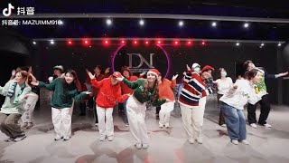 Jingle Bells  BEGINNER Line Dance  Tutorial [upl. by Vola]