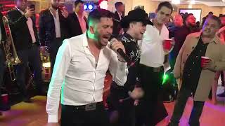 A Traves Del Vaso Cantando con Nuestro Compa El Bebeto [upl. by Ahtnammas361]