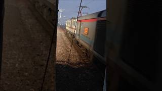 22969 OKHA  BANARAS SF EXP OVERTAKES 64604 ETAWAH  KANPUR MEMU ⚡🚉⚡ [upl. by Ratna]