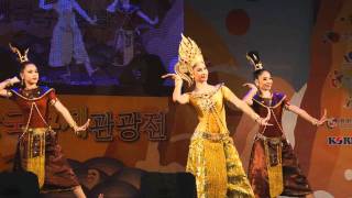 Traditional dance of Thailand [upl. by Medlin]