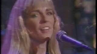 Carlene Carter  Come on Back live  Letterman 1990 stereo [upl. by Acirne29]