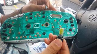 hyundai getz 2005 gls gösterge panel ışıklarının değiştirilmesi [upl. by Dewain365]