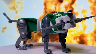 Part 3 GREEN LION Stop Motion Build Moderoid Good Smile Company Model Kit Series Voltron Lion Force [upl. by Ardie]